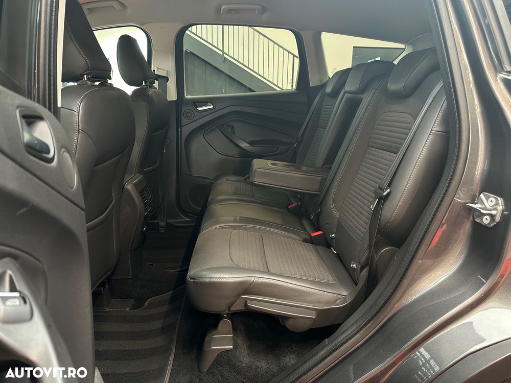 Ford Kuga 2.0 TDCi 4x4 Aut. Titanium - 23