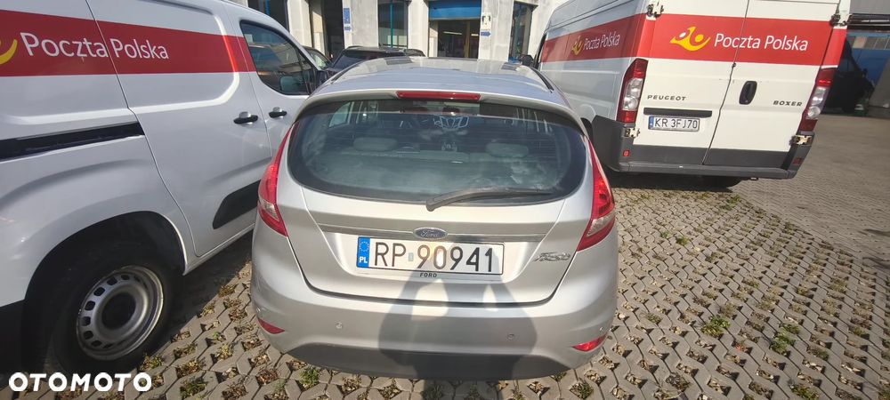 Ford Fiesta - 4