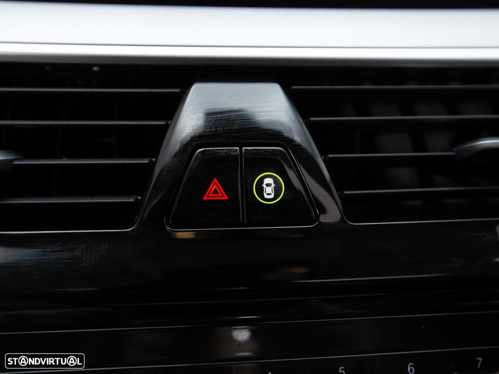 BMW 520 d Auto - 23
