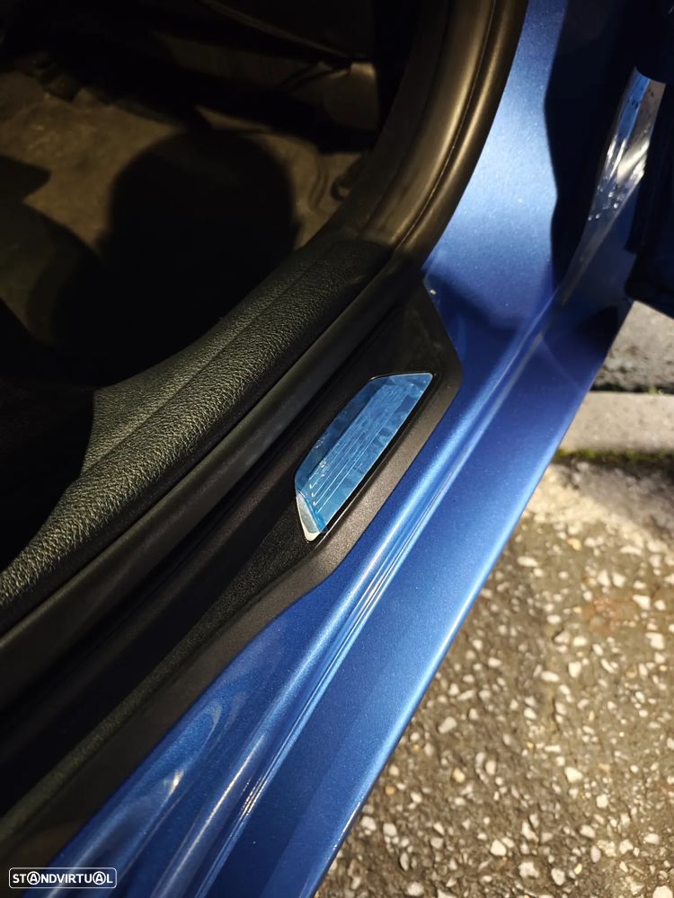 BMW 320 i Aut. M Sport - 5