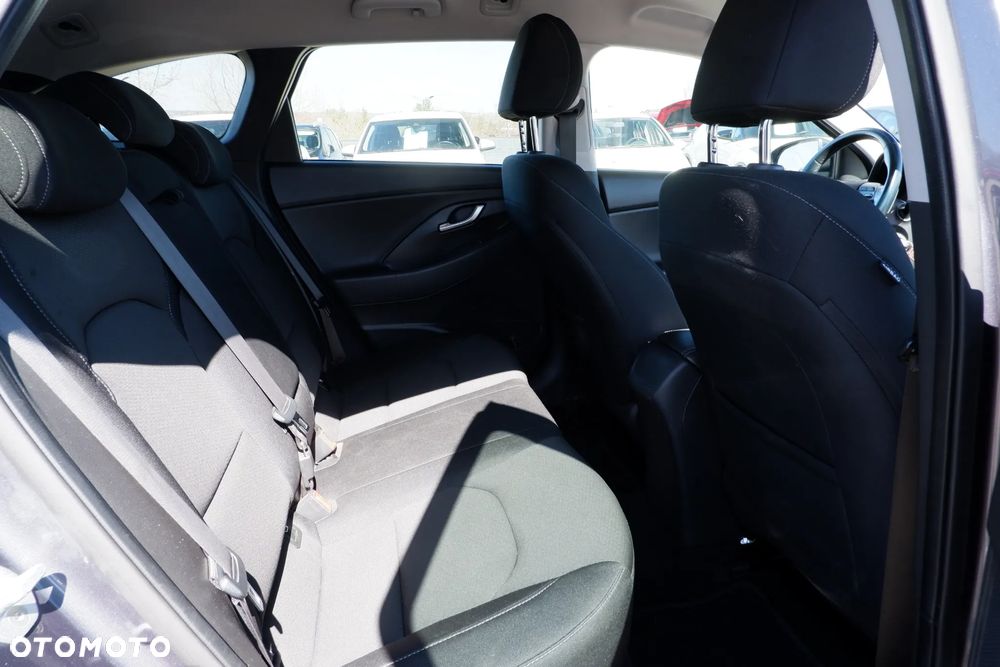 Hyundai i30 1.6 CRDI DCT Trend - 12