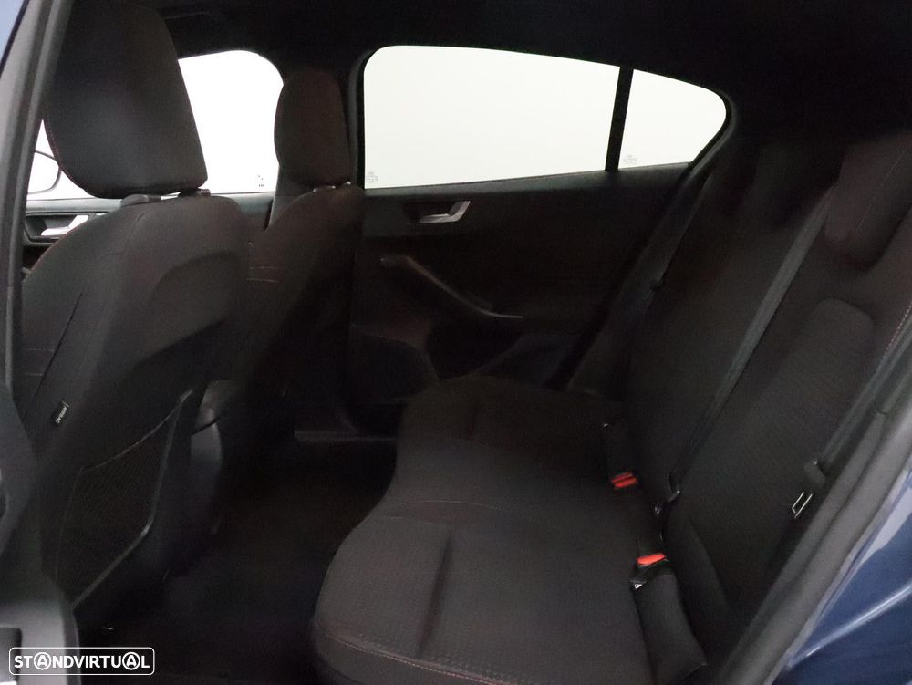 Ford Focus 1.0 EcoBoost MHEV ST-Line - 5