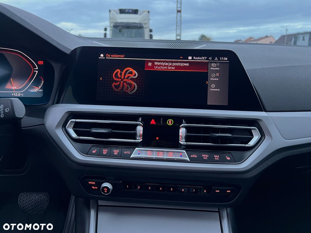BMW Seria 3 - 32