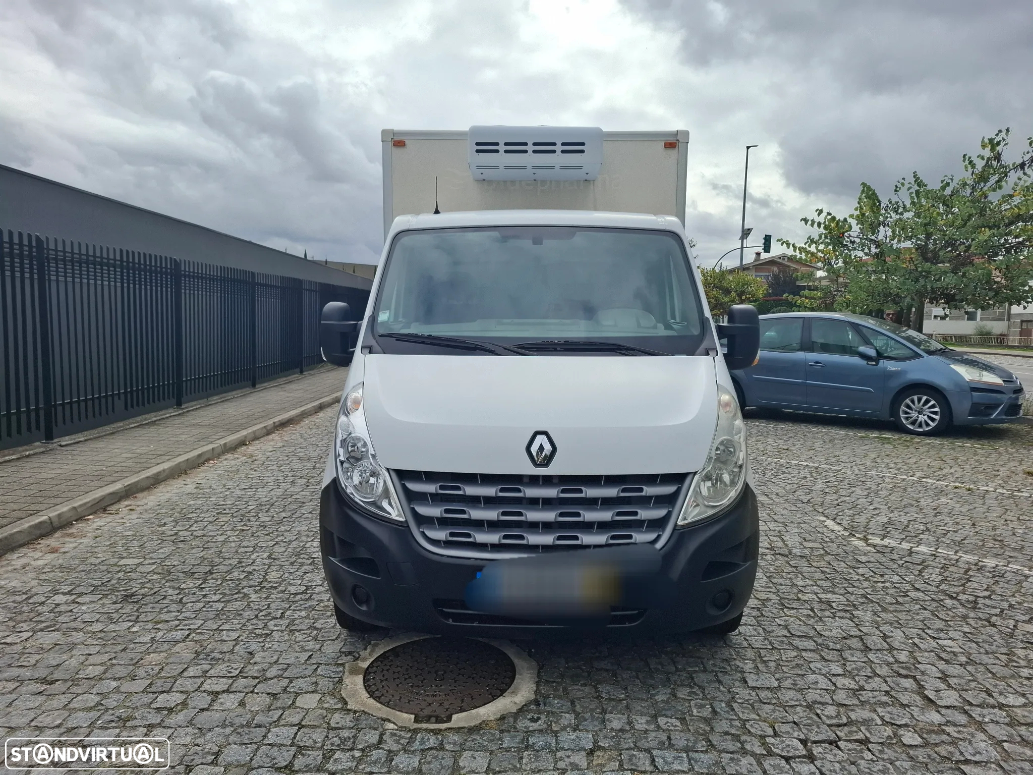 Renault MASTER 2.3DTI C/PLATAFORMA E MOTOR FRIO - 11