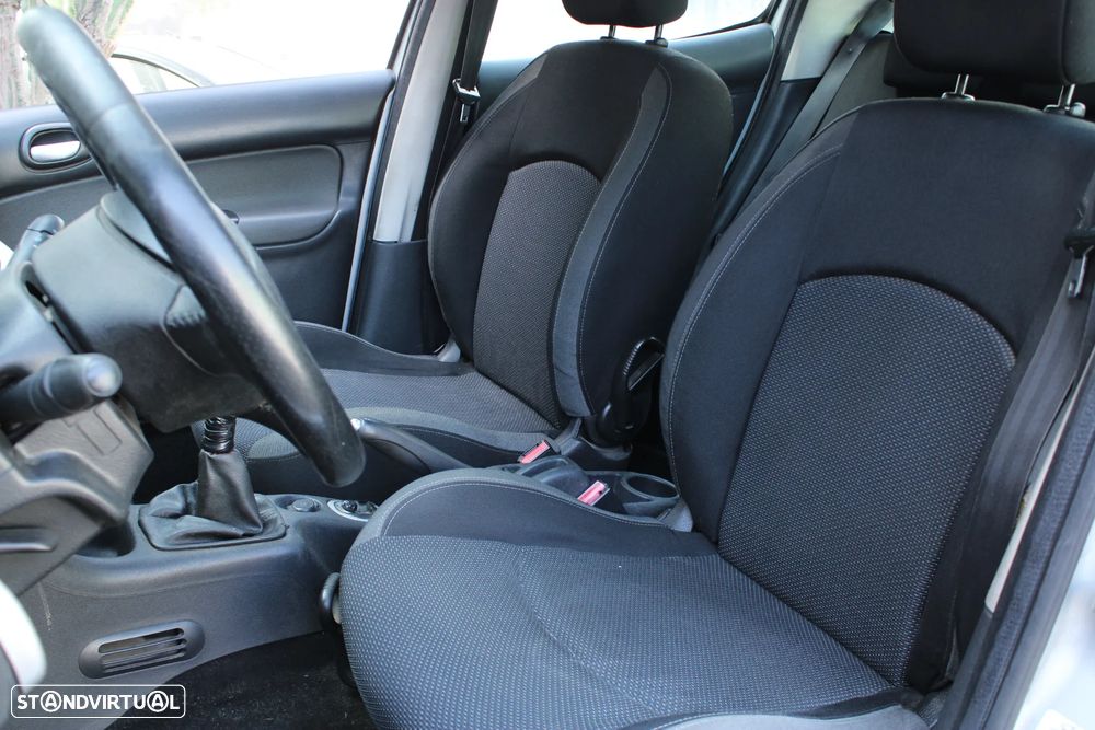Peugeot 206+ 1.1 Urban - 14