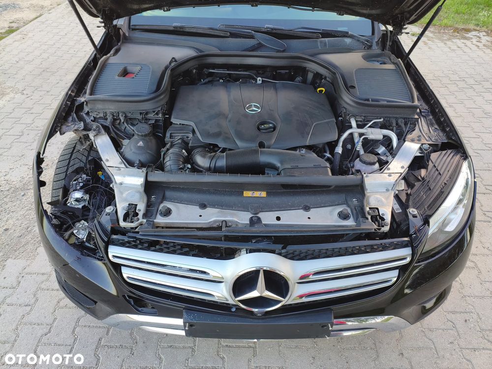 Mercedes-Benz GLC 250 d 4Matic 9G-TRONIC AMG Line - 19