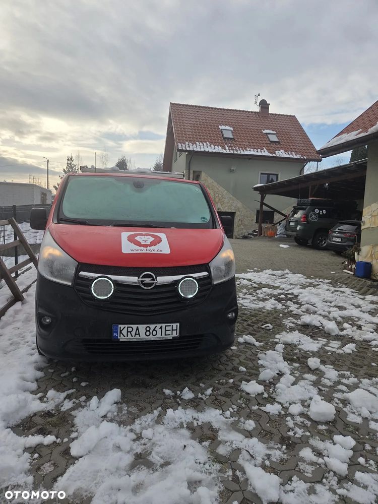 Opel Vivaro - 1