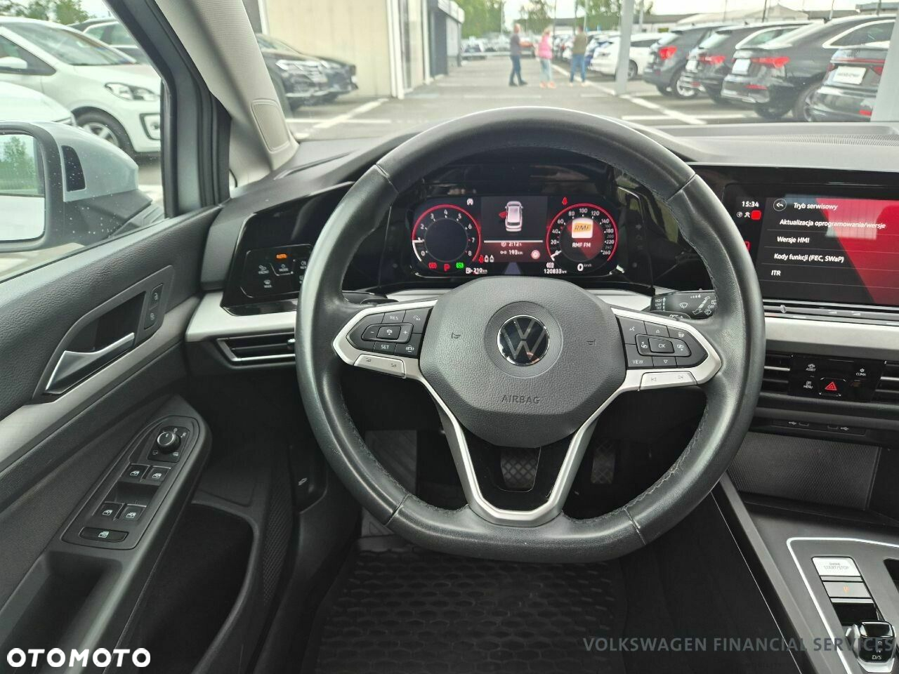 Volkswagen Golf - 8