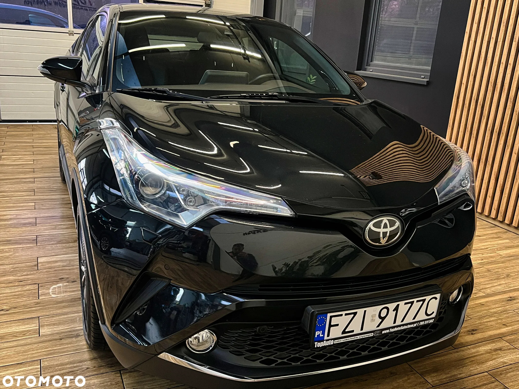Toyota C-HR 1.2 T Premium - 3