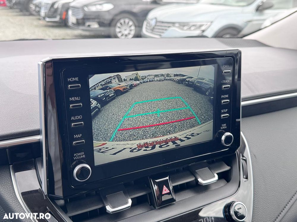 Toyota Corolla 1.8 HSD Dynamic - 23