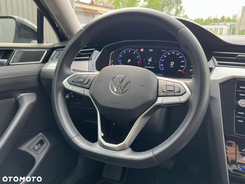Volkswagen Passat 1.5 TSI EVO Business DSG - 12