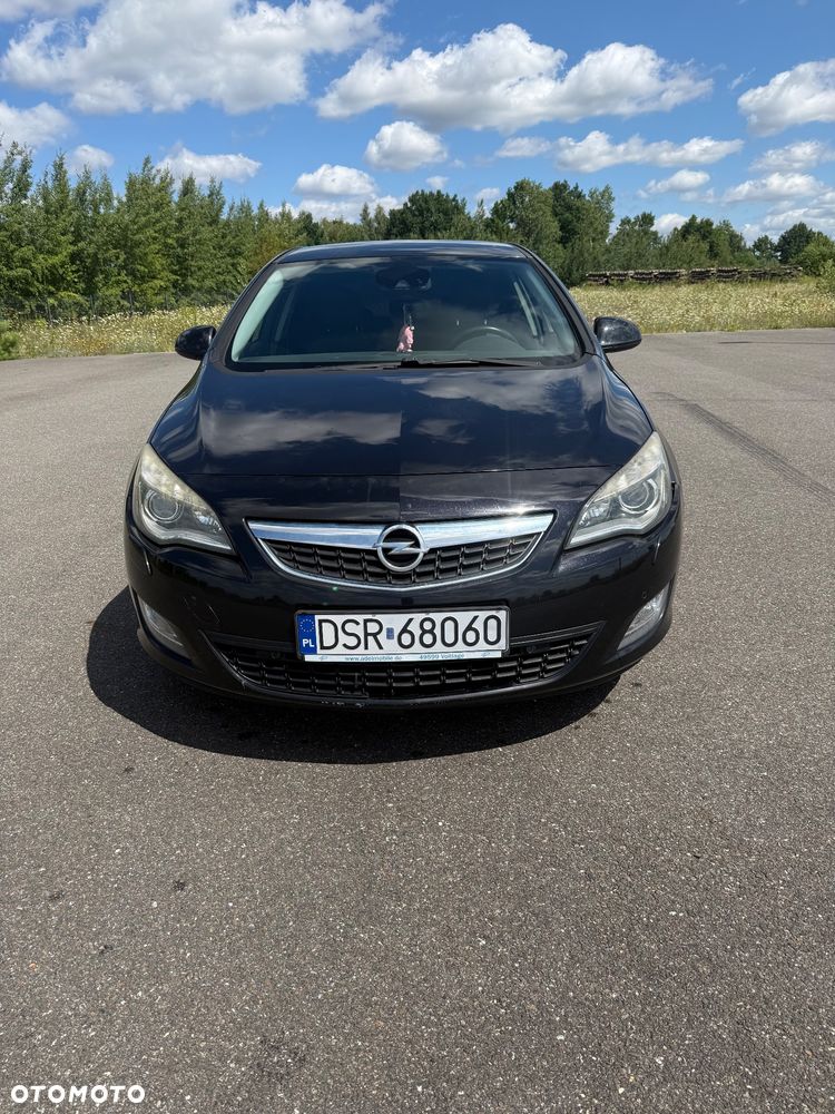Opel Astra 2.0 CDTI Cosmo - 3