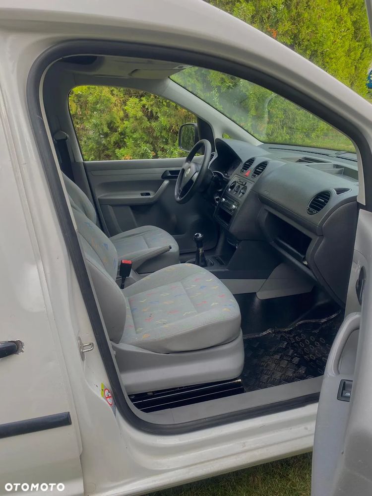 Volkswagen Caddy Maxi - 15