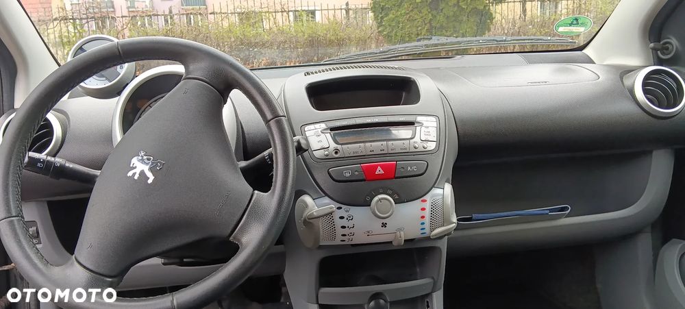 Peugeot 107 1.0 Active - 8