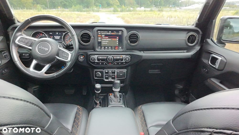 Jeep Wrangler - 15