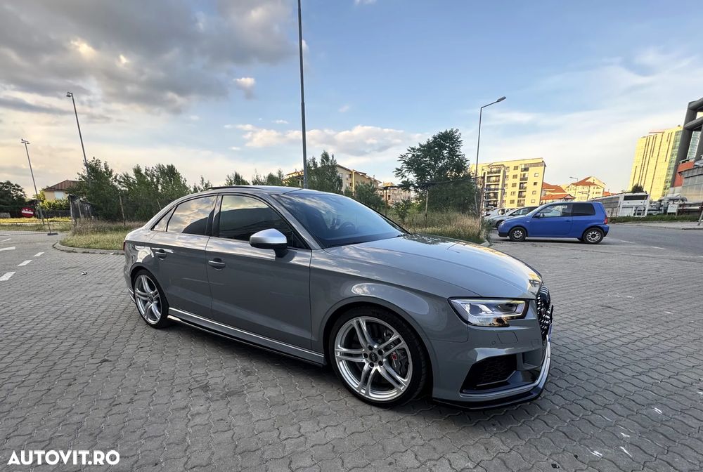 Audi RS3 - 10