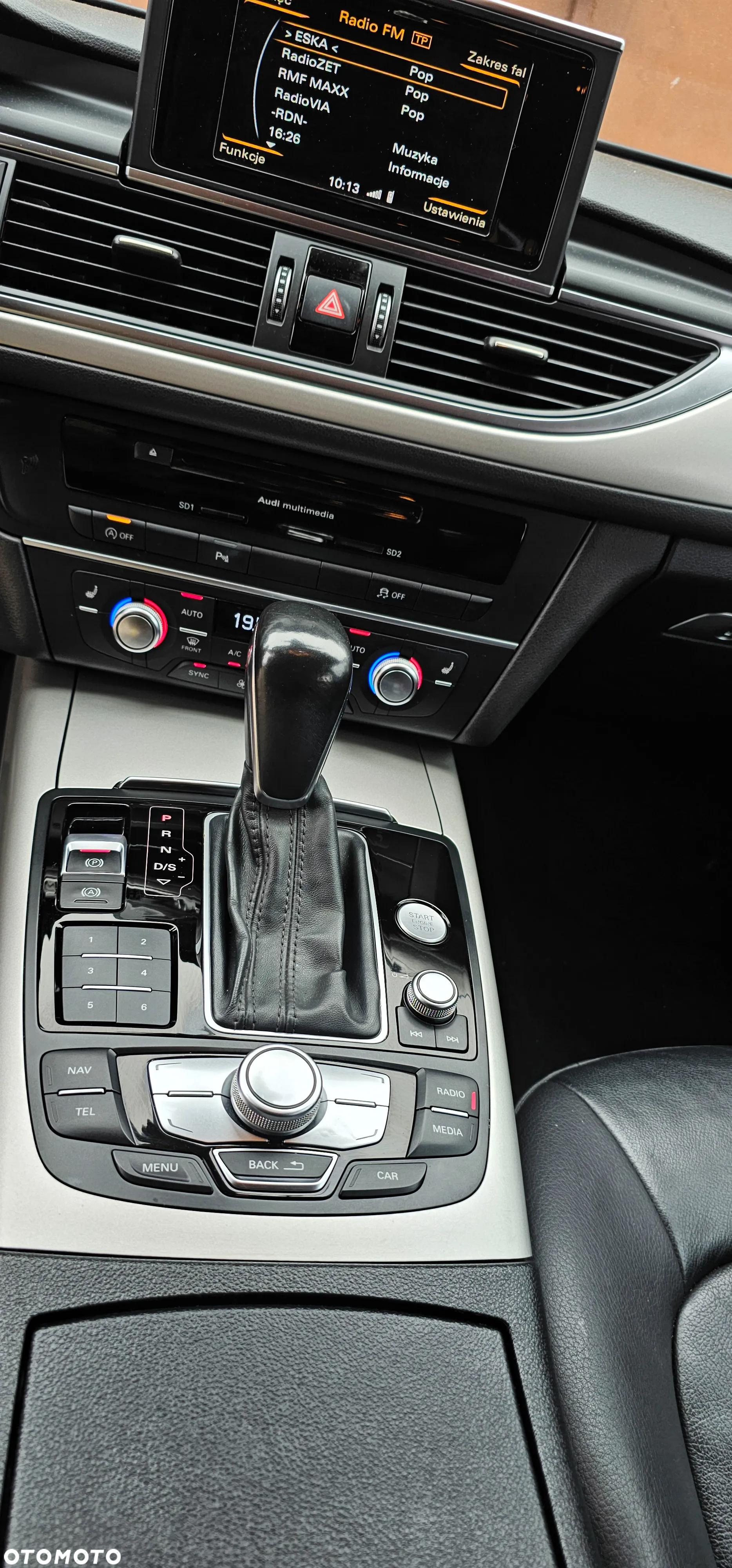 Audi A6 Avant 2.0 TDI Ultra S tronic - 24