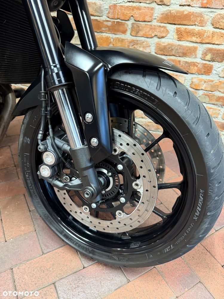 Yamaha MT - 35