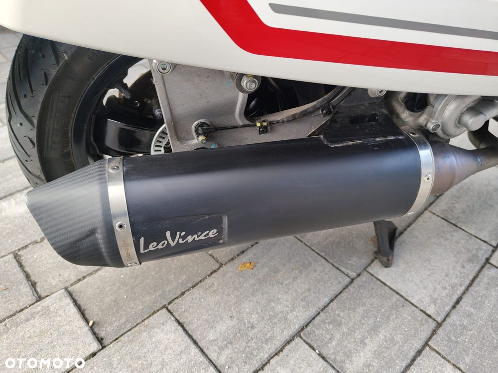 Piaggio Vespa - 29