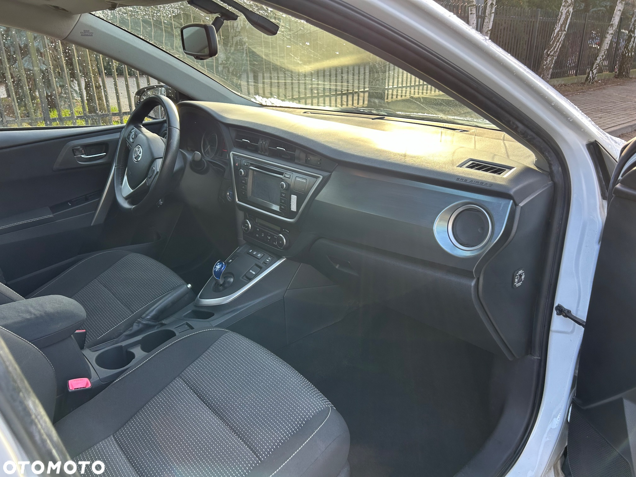 Toyota Auris 1.8 HSD Prestige - 16