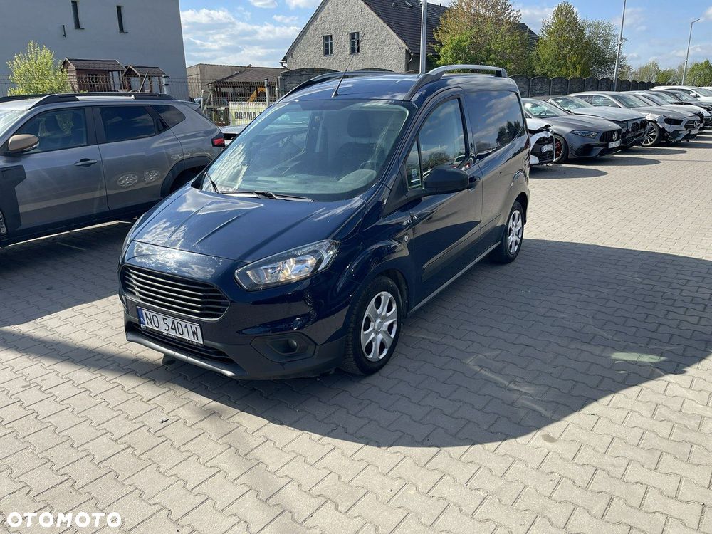 Ford Transit Courier - 3