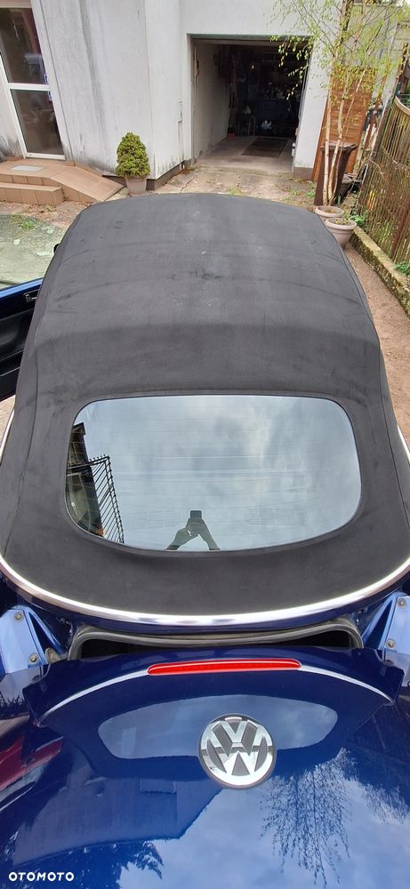 Volkswagen New Beetle - 7