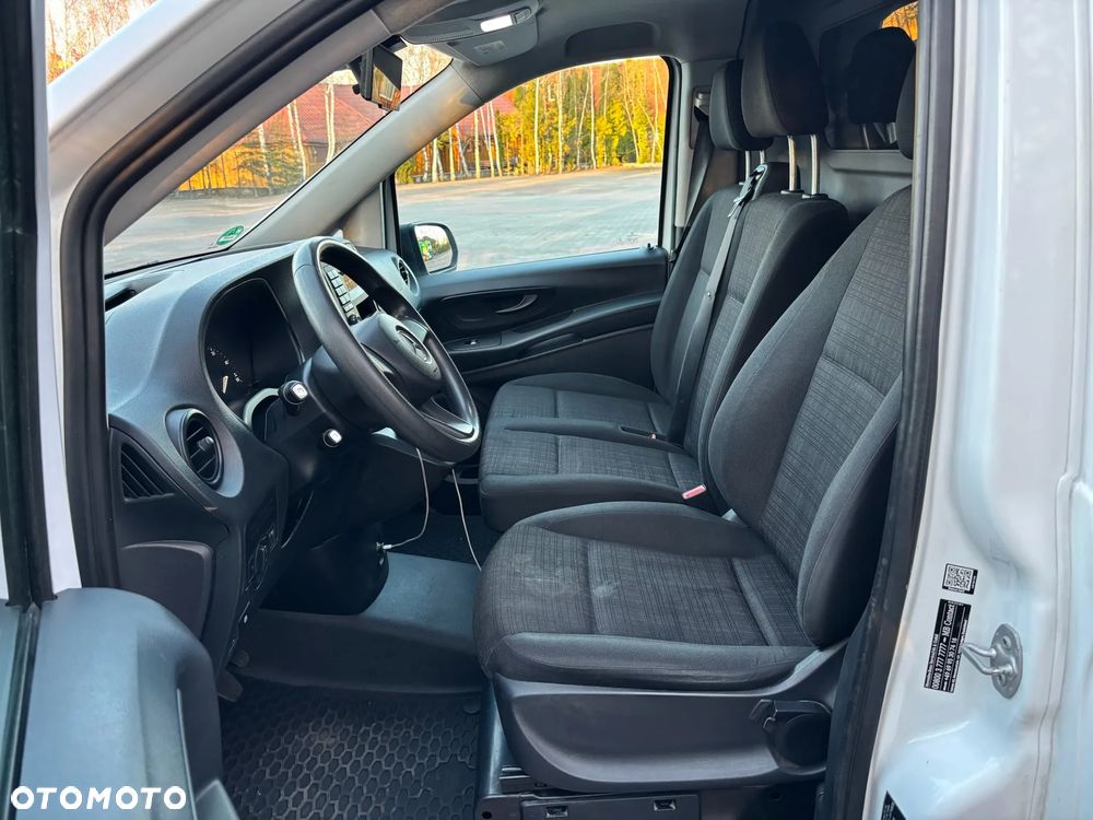 Mercedes-Benz Vito - 37