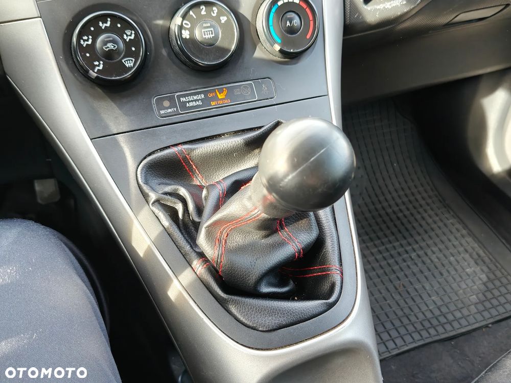 Toyota Auris 1.4 D-4D Luna - 23