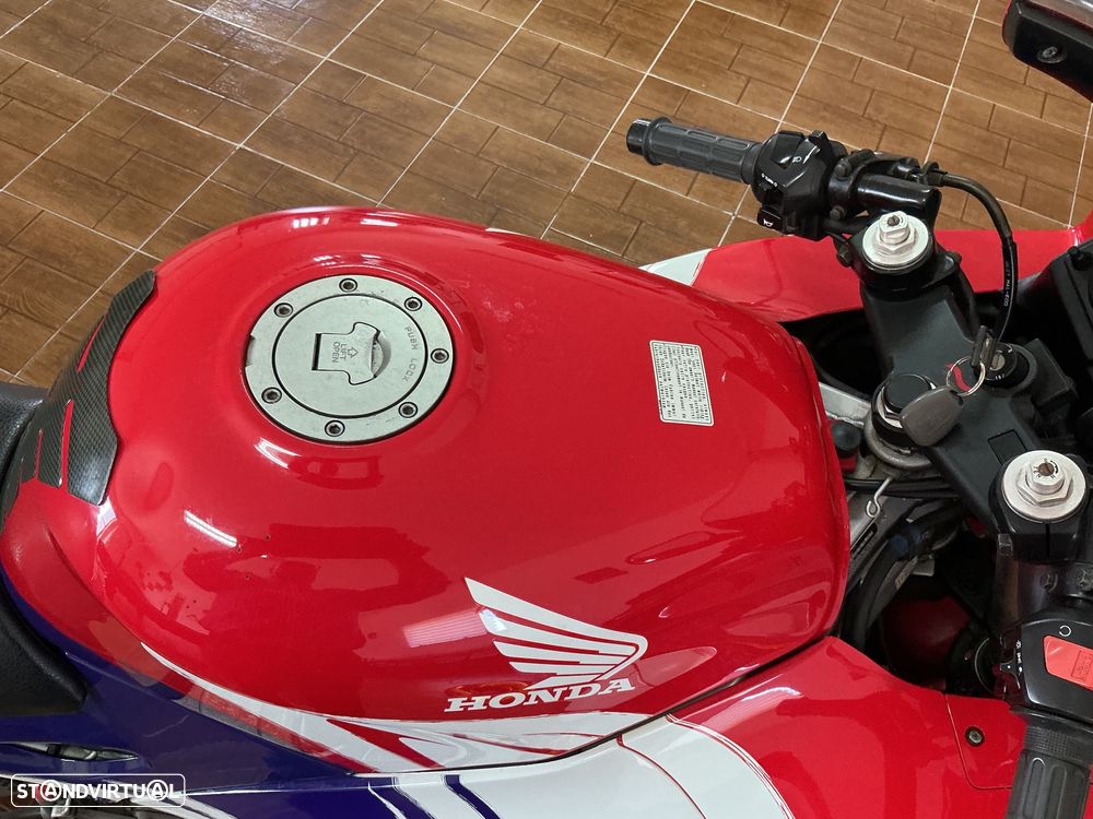 Honda CBR CBR 600F - 8