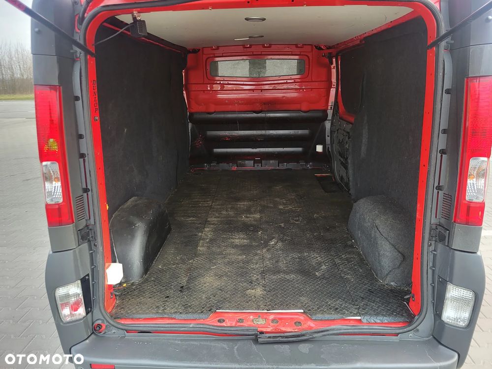 Opel Vivaro - 32