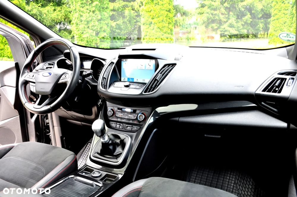 Ford Kuga 1.5 EcoBoost FWD ST-Line ASS MMT6 - 30