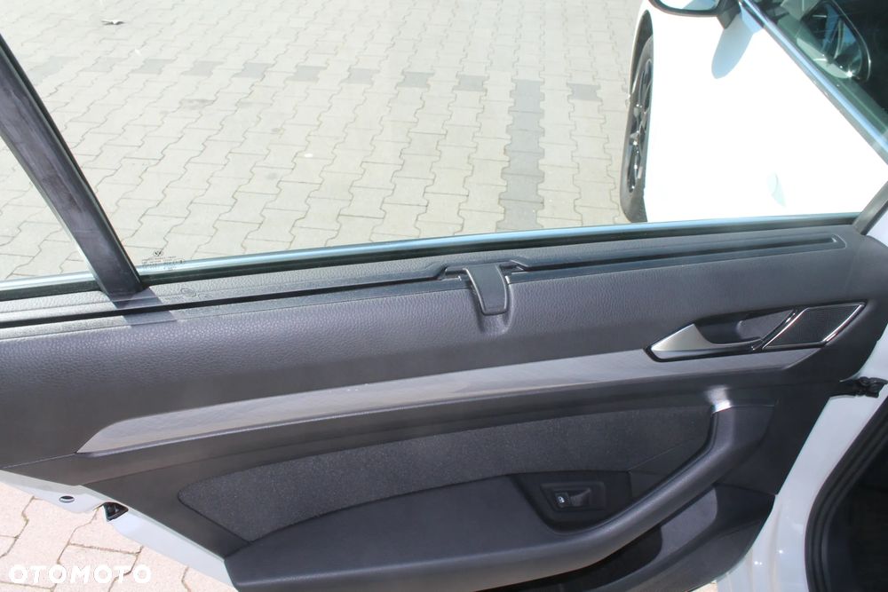 Volkswagen Passat 1.5 TSI EVO Business DSG - 21