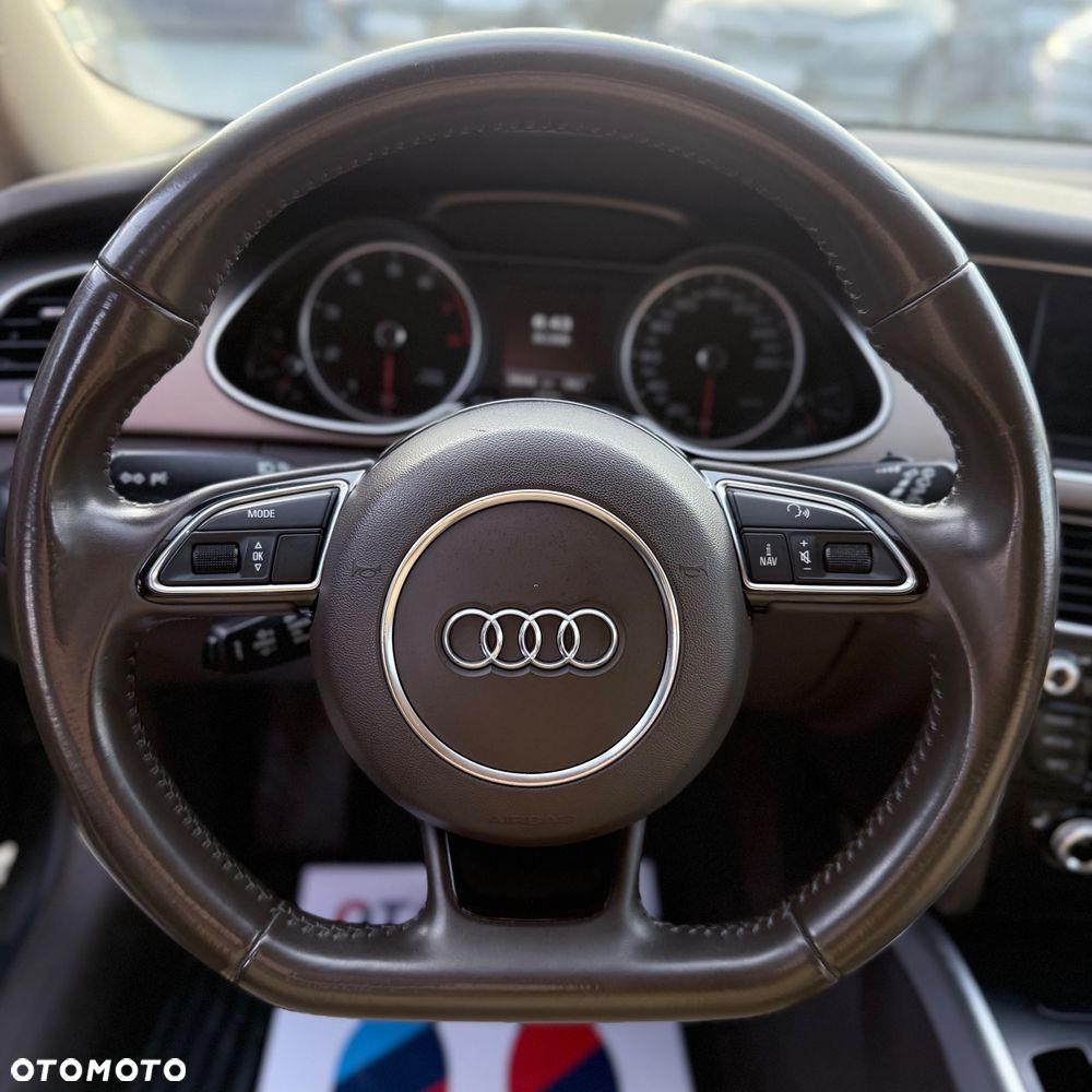 Audi A4 Avant 2.0 TFSI Flexible Fuel Quattro - 25