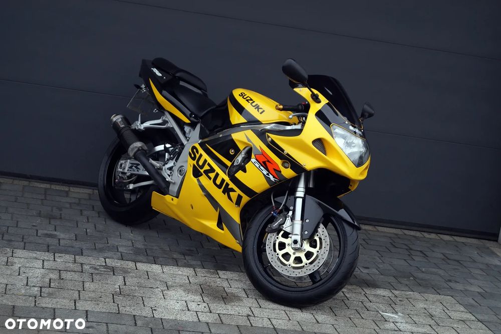 Suzuki GSX-R - 1
