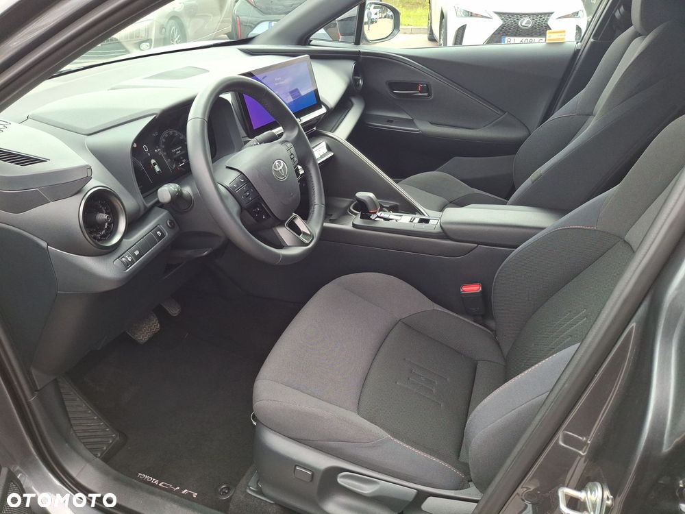 Toyota C-HR - 9