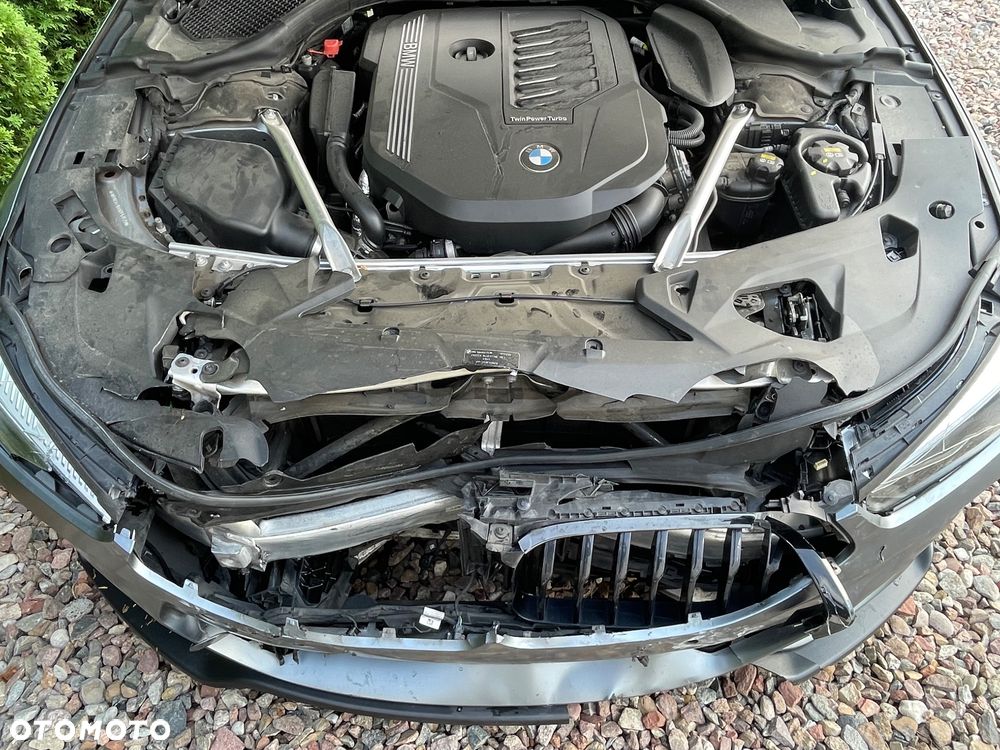 BMW Seria 8 840i - 10