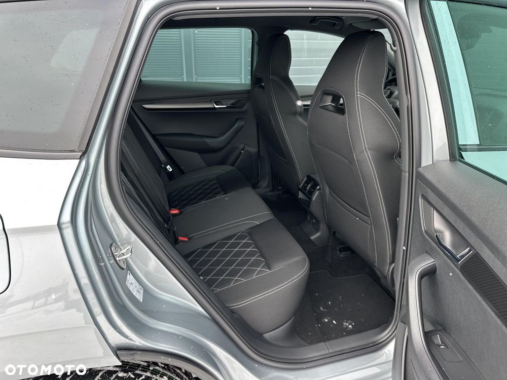 Skoda Karoq 2.0 TSI 4x4 Sportline DSG - 33