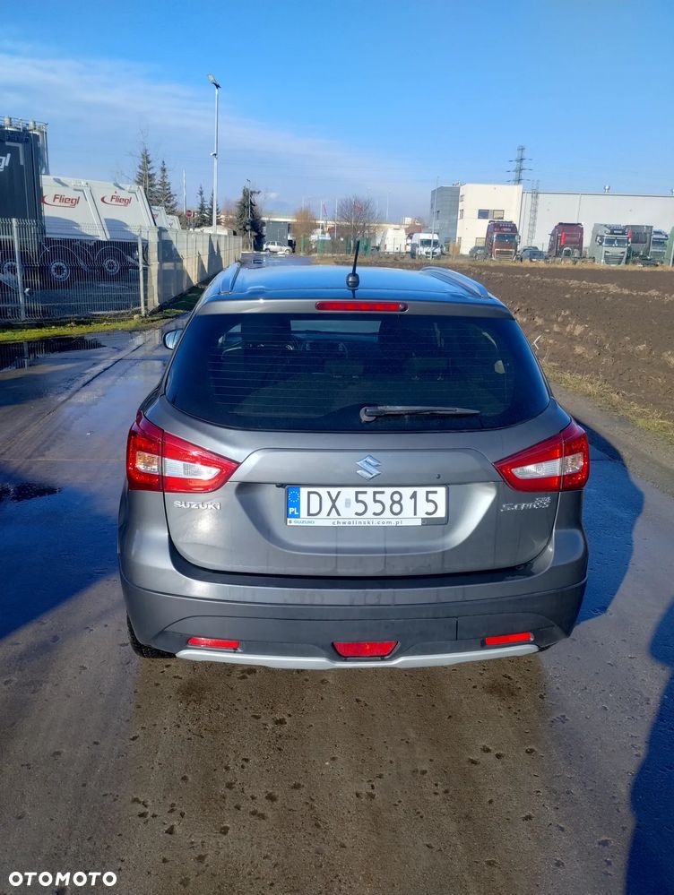 Suzuki SX4 S-Cross 1.0 T Premium - 4