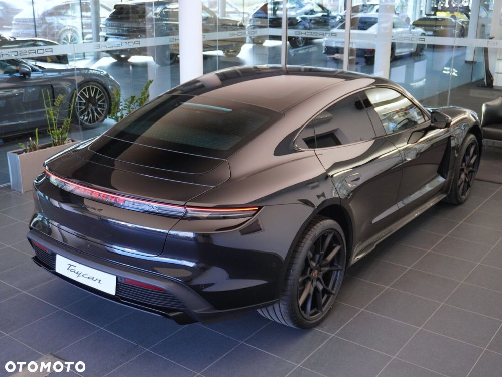 Porsche Taycan 105kWh 4 - 15
