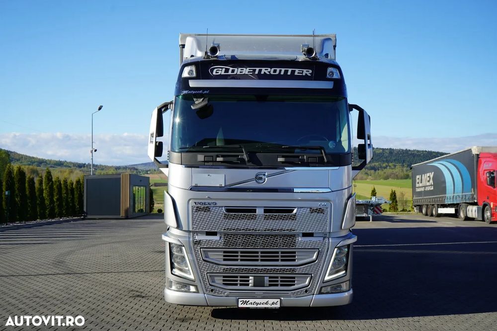 Volvo FH 460 / TRAVEL TANDEM / 120 M3 / AER CONDIȚIONAT PARCARE / AXĂ RIDICATĂ ȘI DE DIRECȚIE / PODEA REZISTENTĂ / + REMORCĂ FRUEHAUF 8,10 M / SAF / - 9
