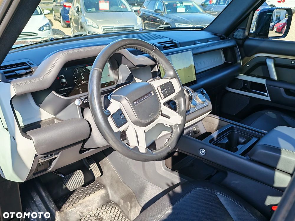 Land Rover Defender 110 D200 X-Dynamic HSE - 15
