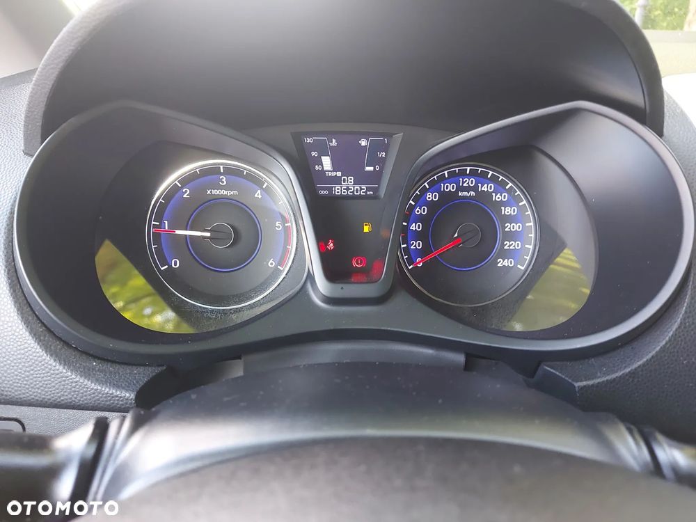 Hyundai ix20 - 8