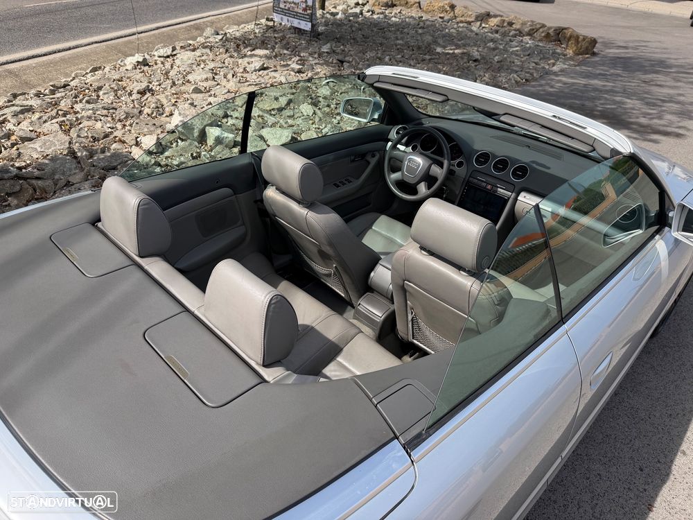 Audi A4 Cabrio - 12