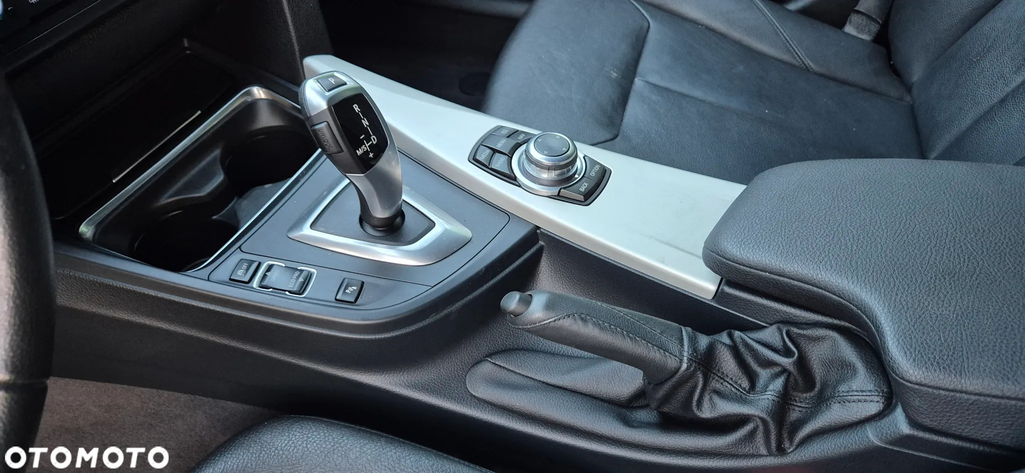 BMW Seria 3 320d Sport Line - 19