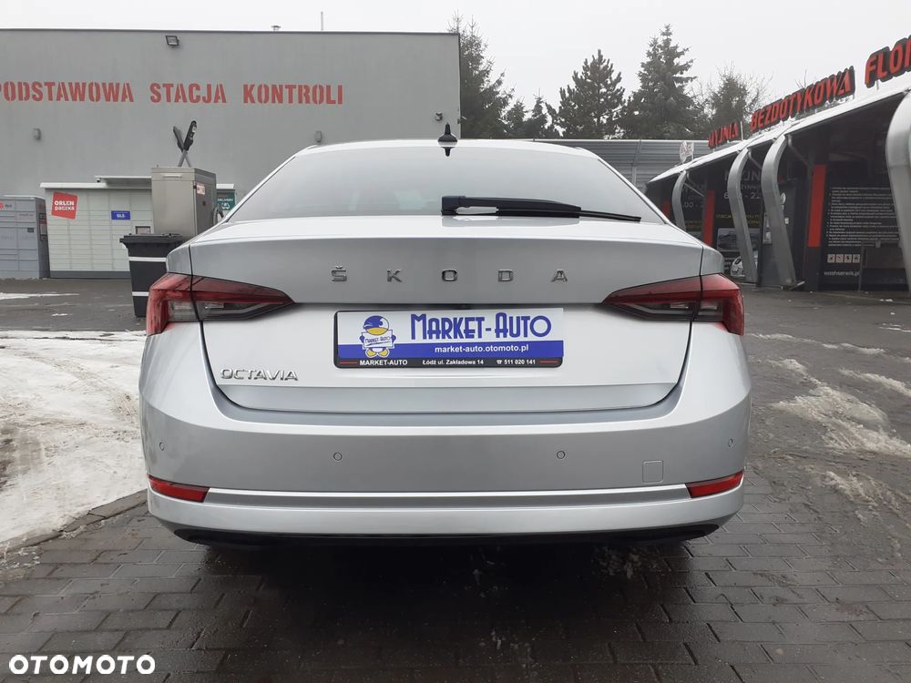 Skoda Octavia 1.5 TSI ACT Ambition - 4