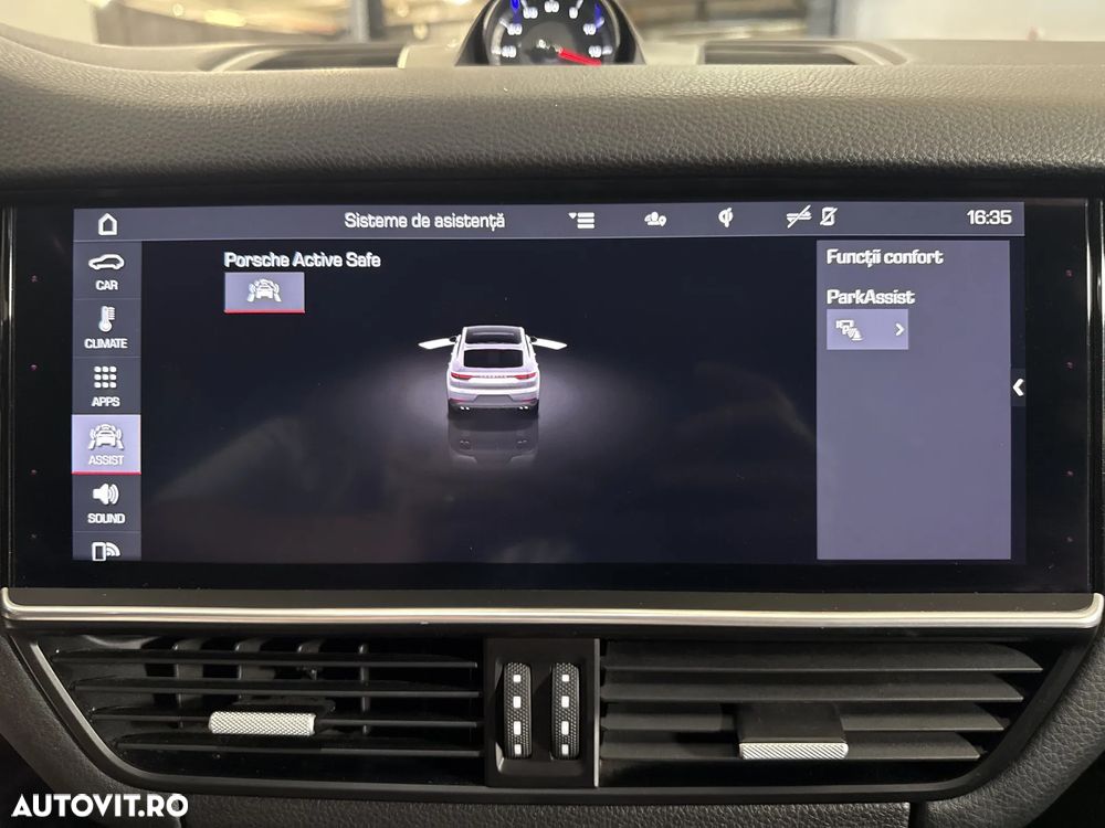 Porsche Cayenne - 21