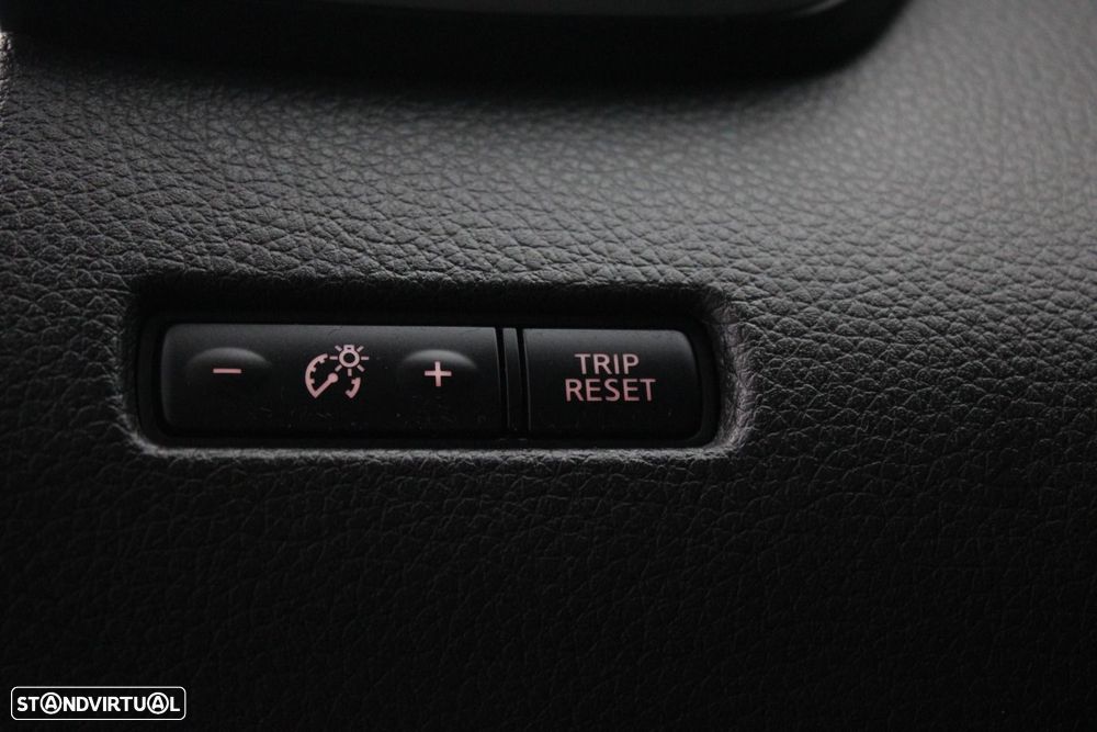 Nissan Qashqai 1.5 dCi N-Connecta Business - 14