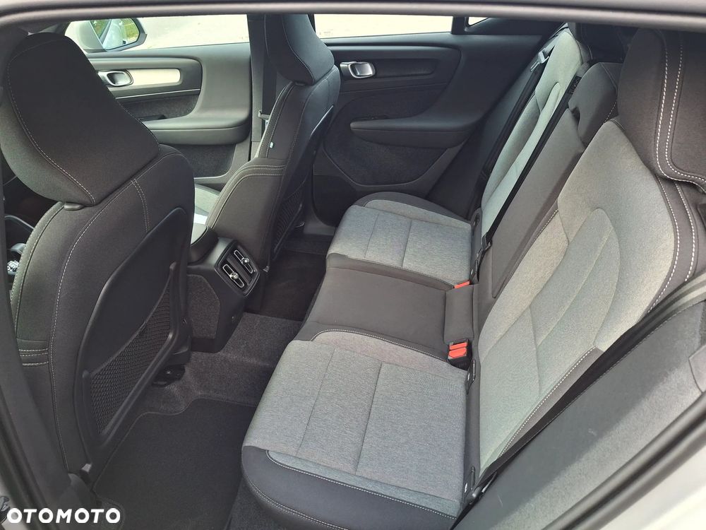 Volvo XC 40 B3 Core - 10