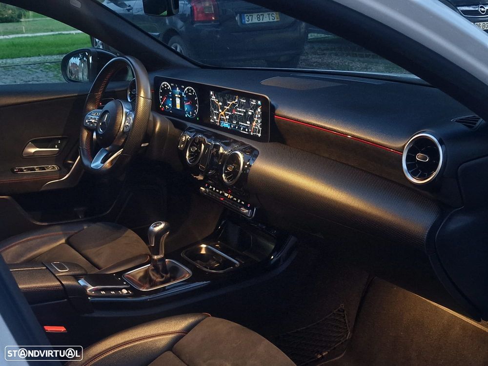 Mercedes-Benz A 160 Advanced AMG Line - 13