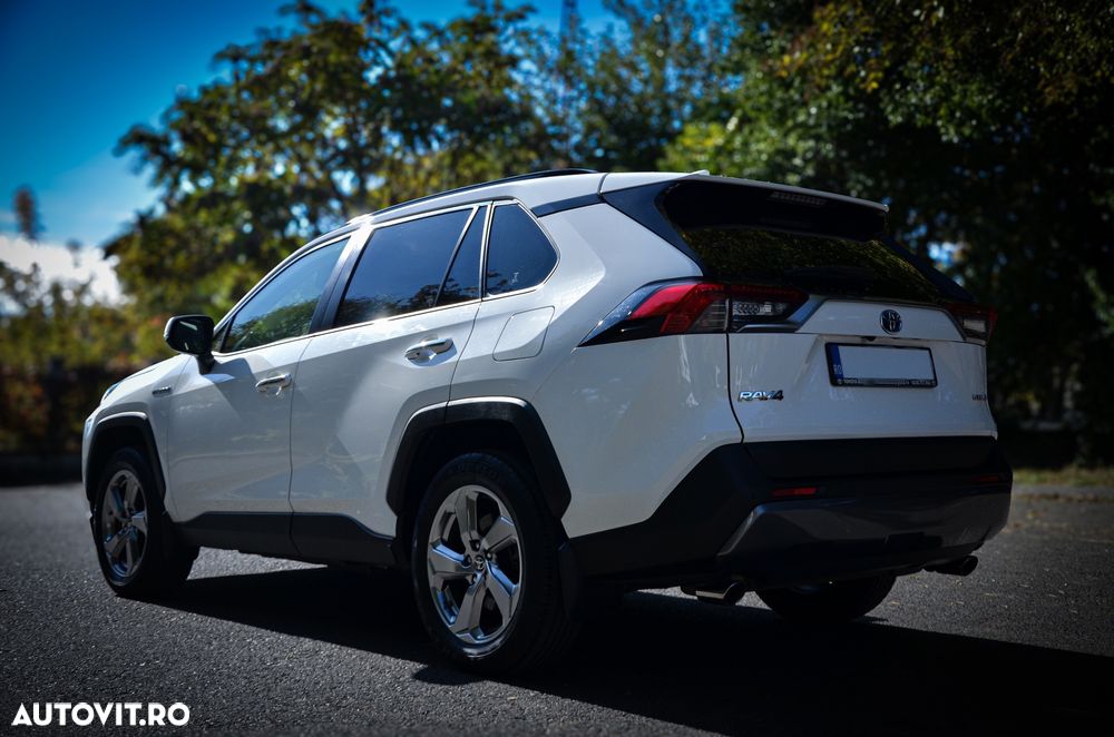 Toyota RAV4 2.5 Hybrid VVT-iE 4x4 Luxury - 2